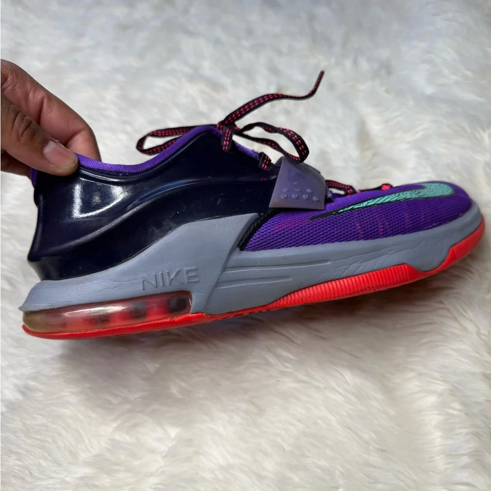 Nike KD 7 Lightning 534 Flight Sneakers Purple Youth Boys Size 7Y Athletic Kevin